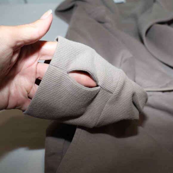 Beyond Yoga Womens Luxe Fleece Hooded On the Go Jacket Size Med Beige Open Front - Picture 6 of 8